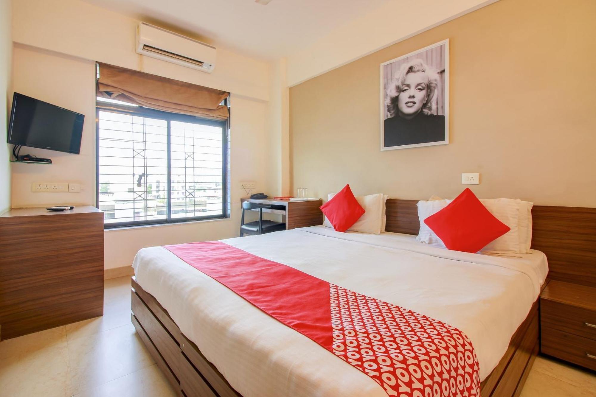 Super Collection O Panchratna Hotel Panvel Ngoại thất bức ảnh